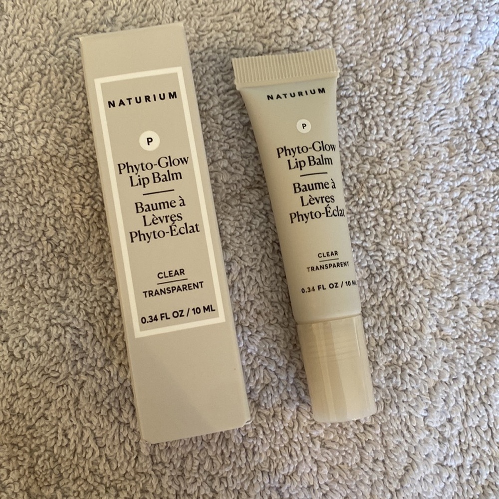 Naturium Phyto-Glow Lip Balm - Clear - Picture 4 of 5